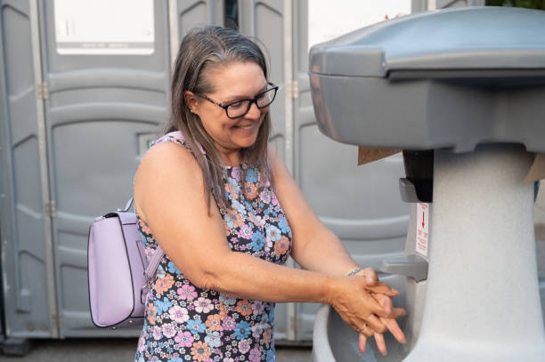 Best Affordable porta potty rental  in Jamestown, KY